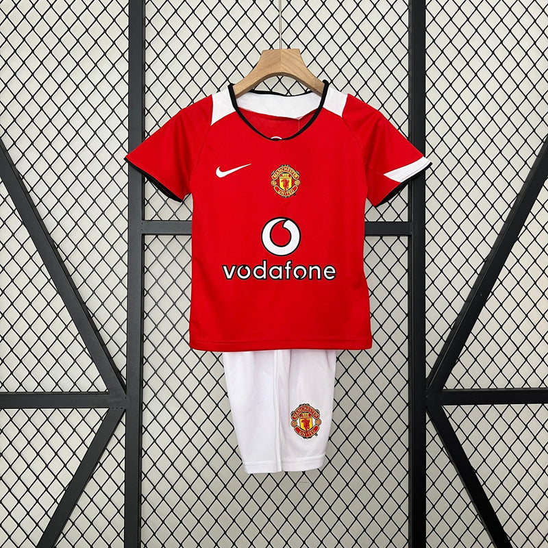 MANCHESTER UNITED I 05/06 CONJUNTO INFANTIL (RETRO)